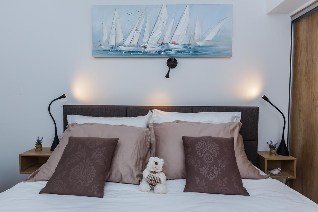 Villa Apartments Katja Τρογκίρ Εξωτερικό φωτογραφία