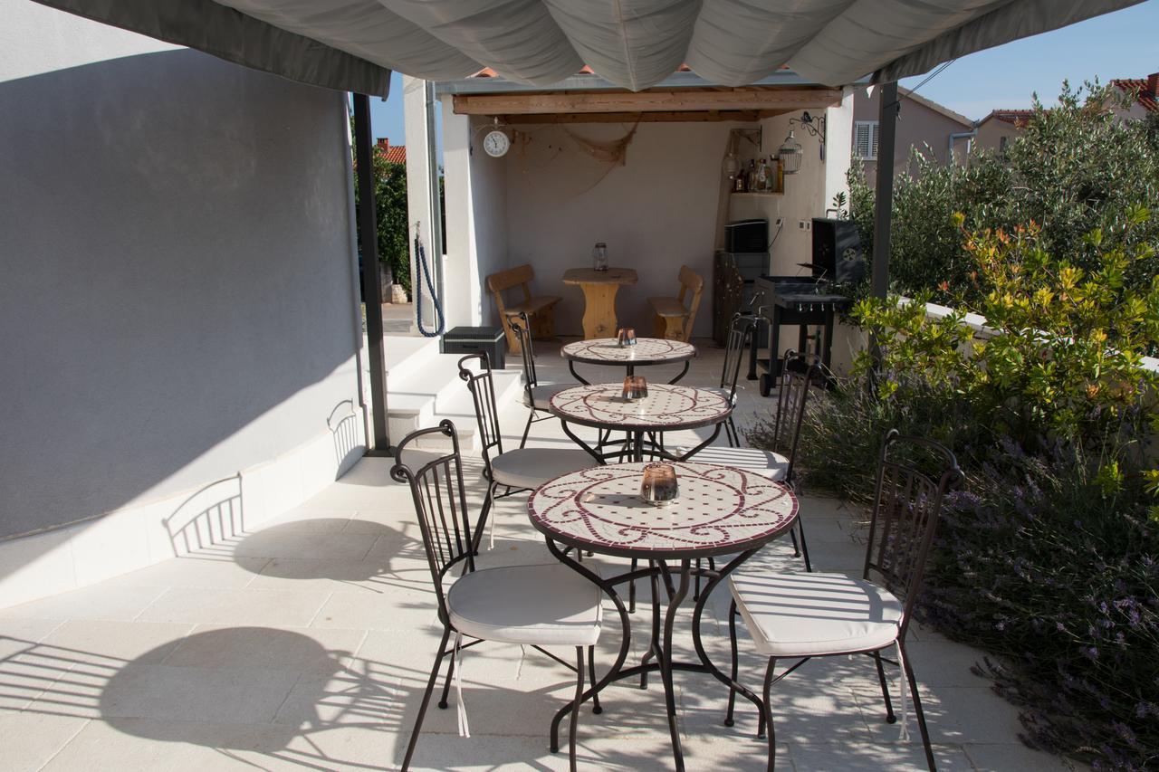 Villa Apartments Katja Τρογκίρ Εξωτερικό φωτογραφία