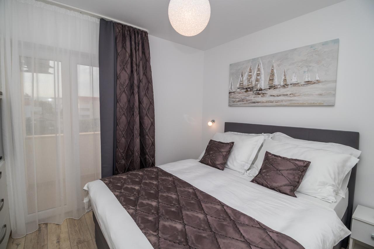 Villa Apartments Katja Τρογκίρ Εξωτερικό φωτογραφία